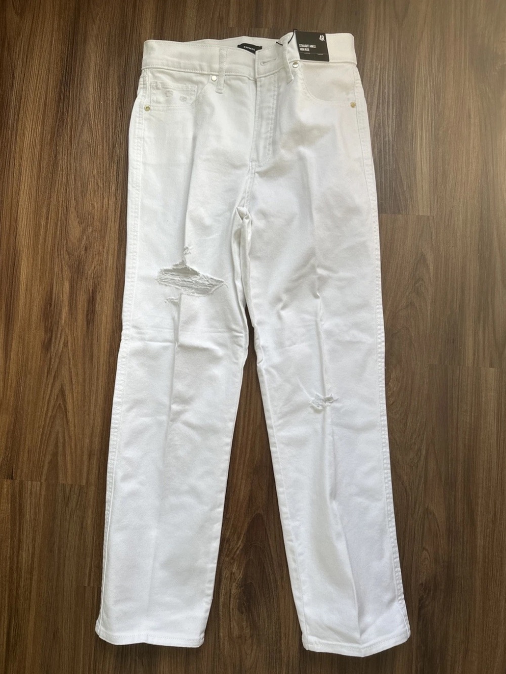 Express High Waisted White Ripped Straight Ankle Jeans NWT SZ 2R